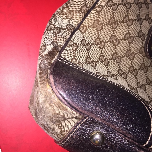 Authentic Gucci Handbag - Picture 3 of 4